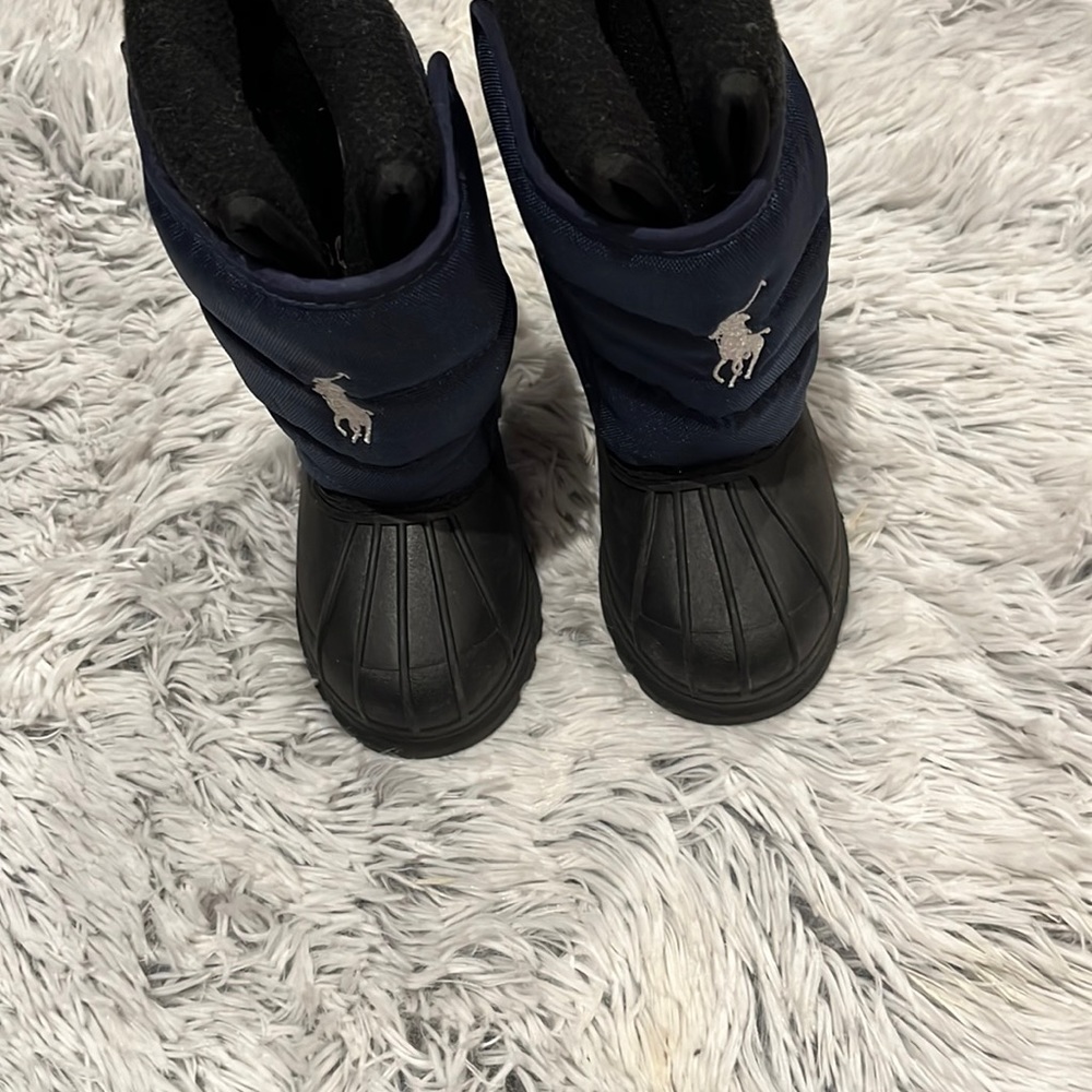 Polo Ralph Lauren snow boots size 6